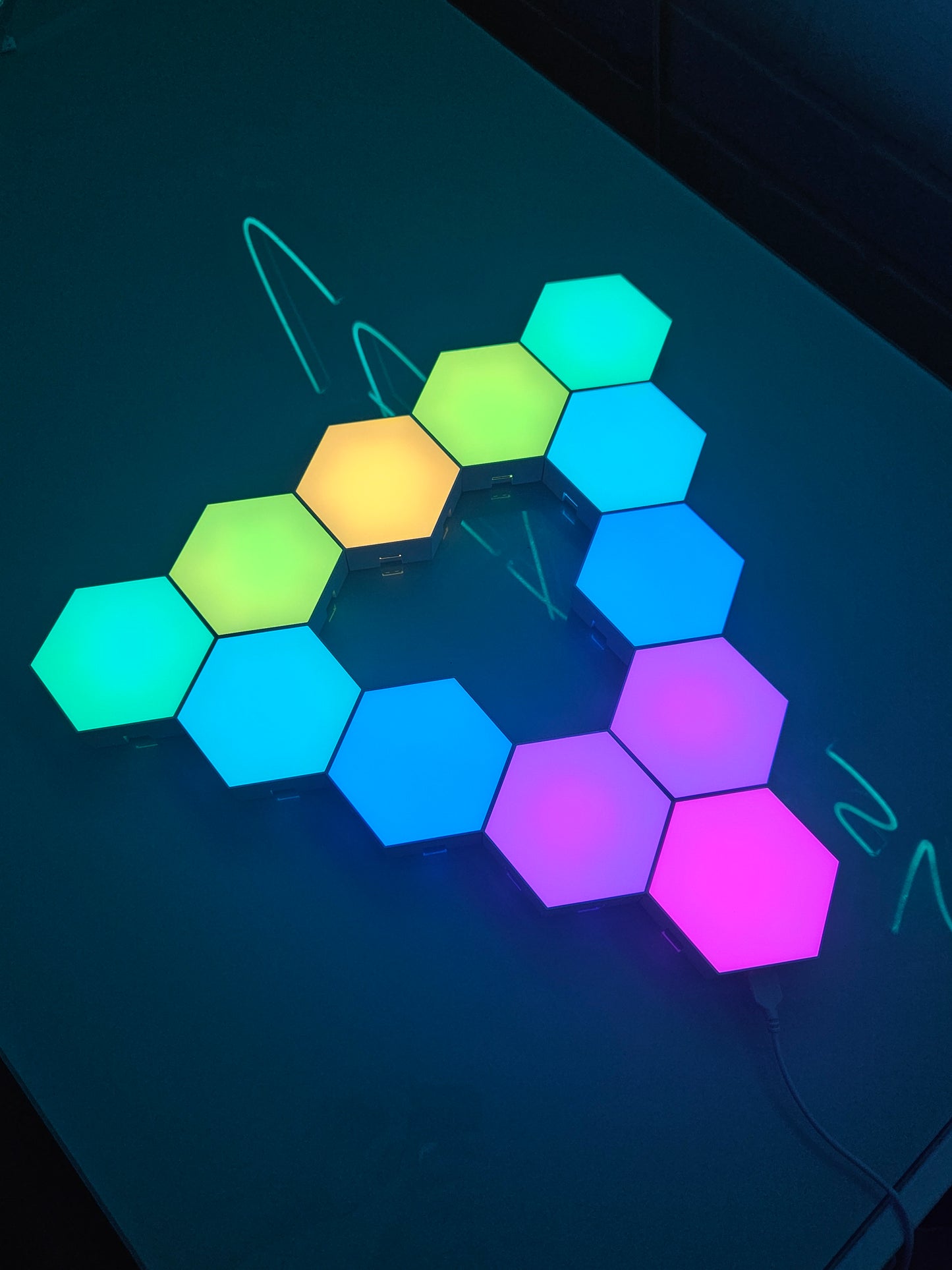 RGBIC LED Hexagon Wand Panels – App- & Remote-Steuerung (12er Set)