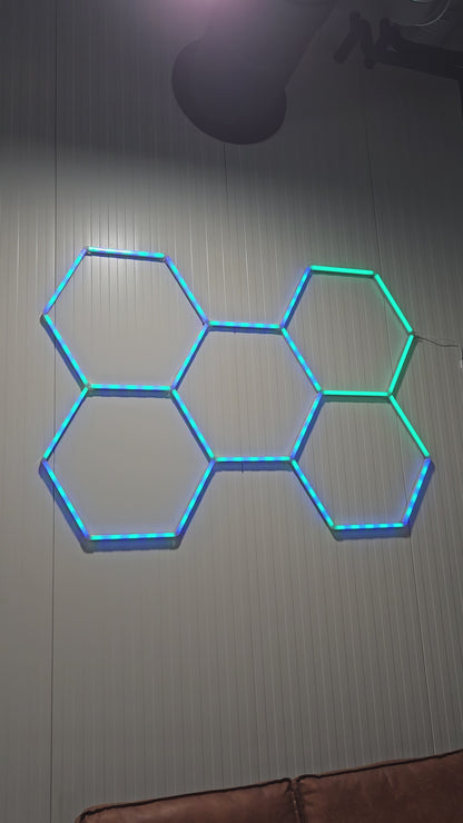 RGB Hexagon Panel – 5 Warben | App-Steuerung | RGBIC Farbverläufe | 1,7 x 2,3 m